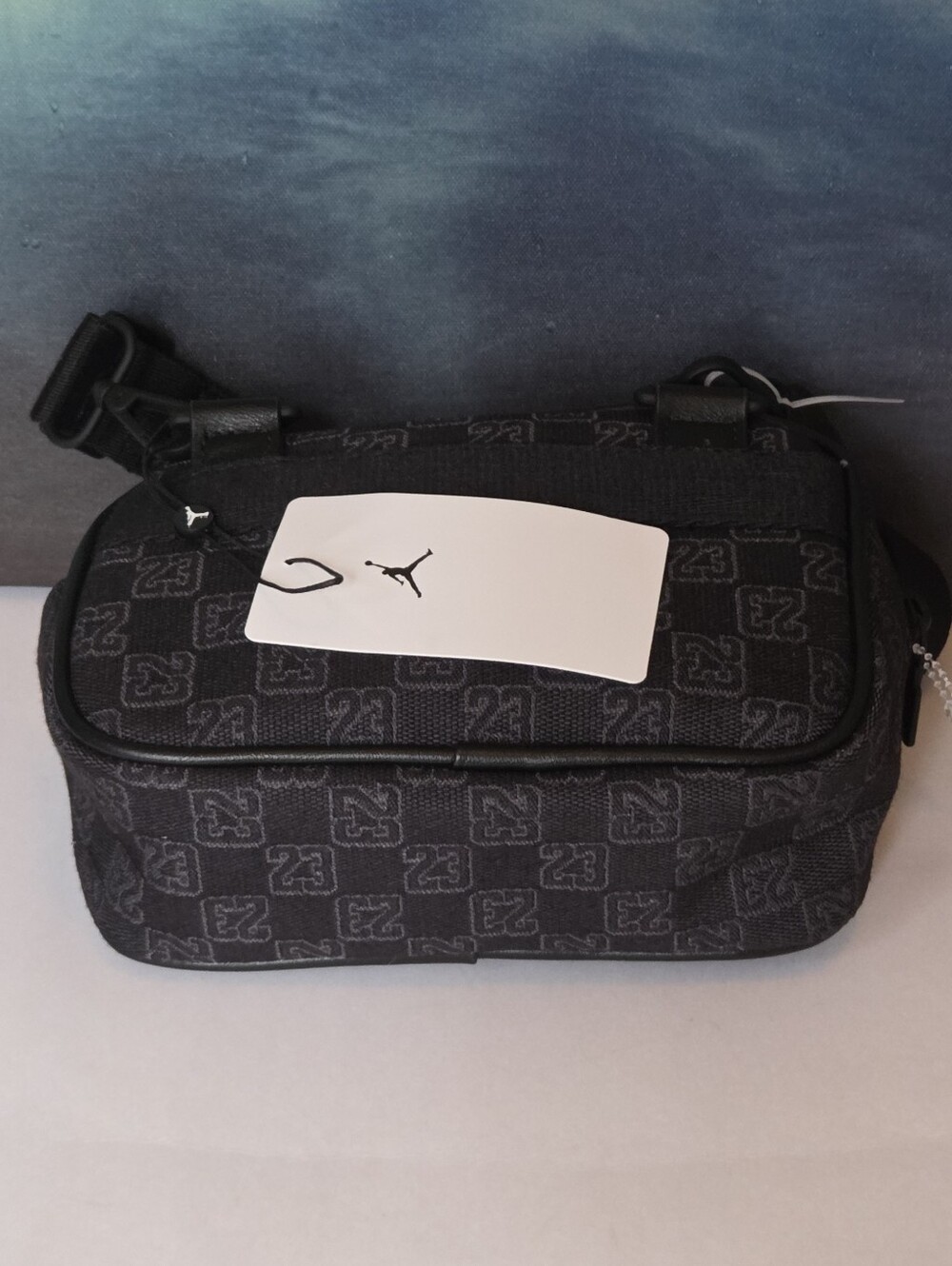 Jordan Flight Club Bag With Straps NWT - Picture 15 of 16